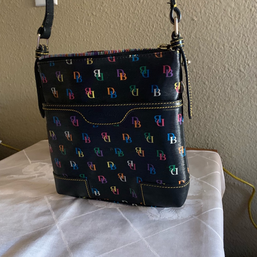 Dooney & Brooke crossbody hand bag